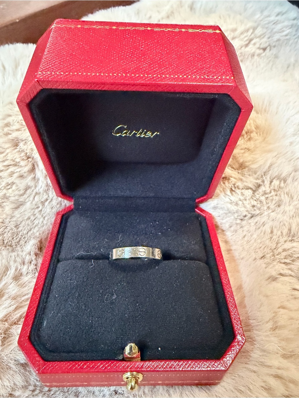Authentic Cartier LOVE Ring White Gold Size 57 With ring Box and outer box - Picture 9 of 15